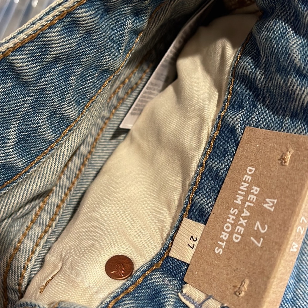 NWT Madewell Relaxed Destructed Edition Denim Shorts - Picture 5 of 6
